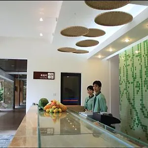 酒店 Liu He Health Wan Bo